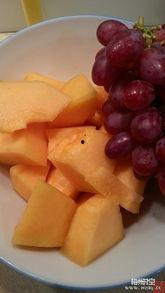 广西梅州吃瓜,夏日炎炎，瓜果飘香，尽享清凉美食之旅