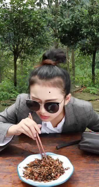 街溜子吃瓜,揭秘娱乐圈幕后风云